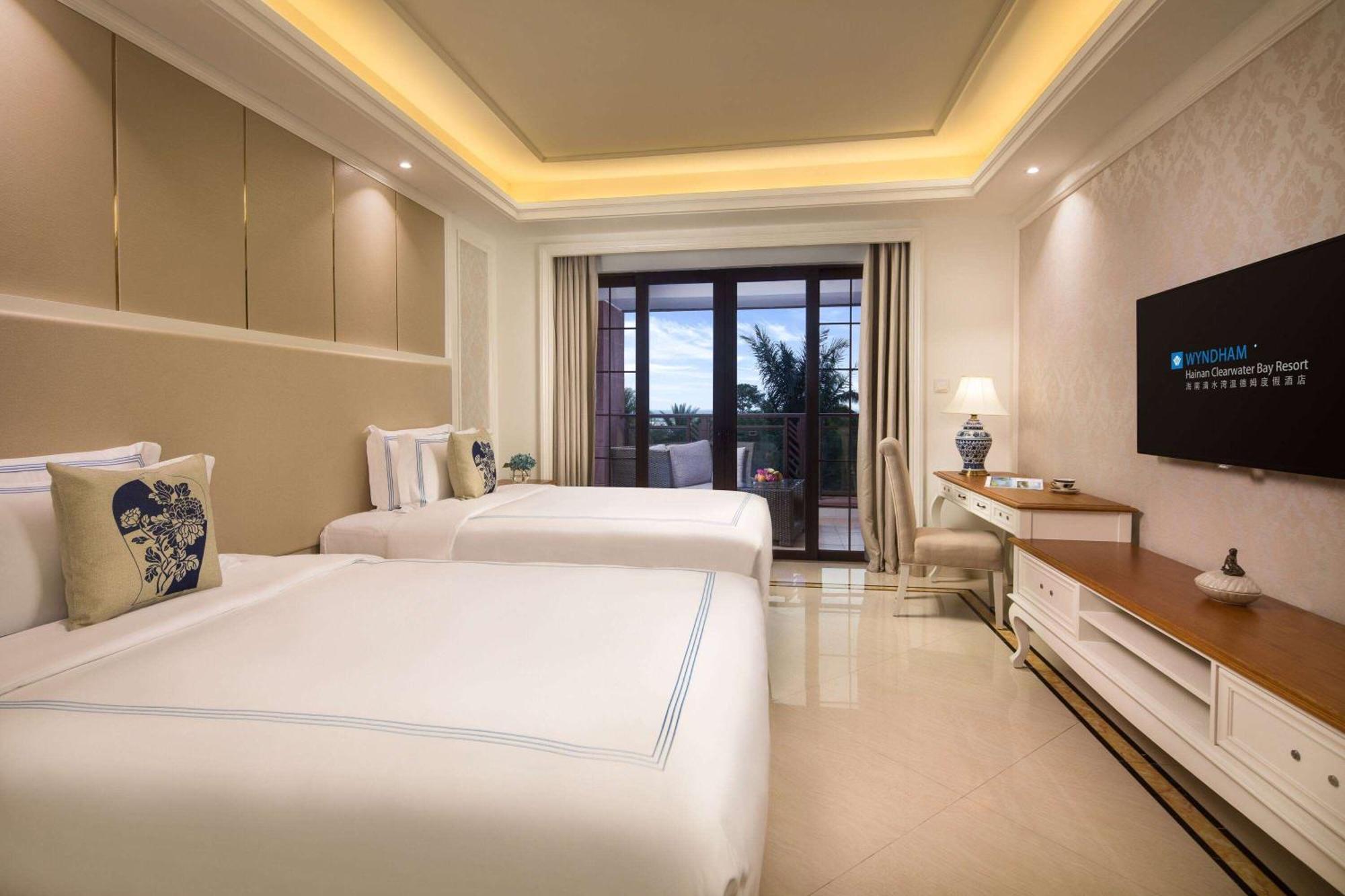 Wyndham Hainan Clearwater Bay Resort Lingshui  Exterior photo